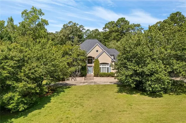 694 MOORES MILL DR, Auburn, AL 36830