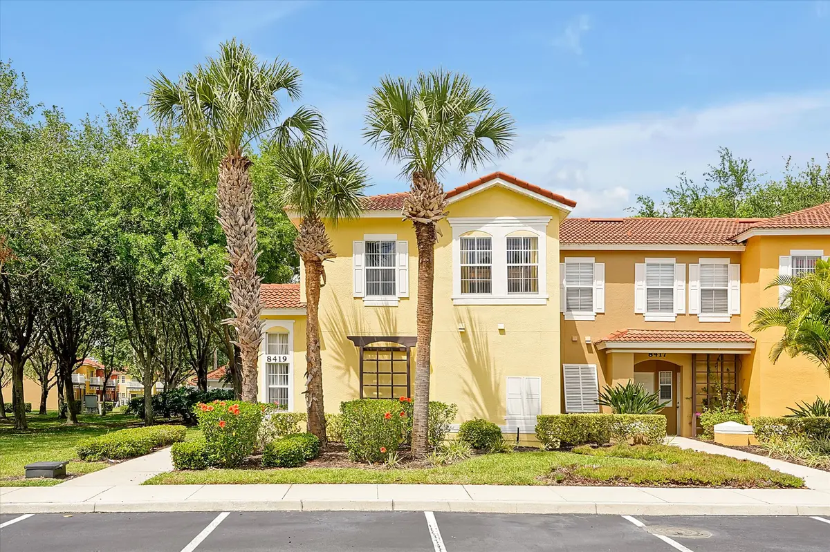 8419 Blue Lagoon Dr, Kissimmee, FL 34747