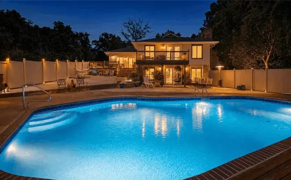 145 Owls Roost Lane, Lake Ozark, Missouri 65049