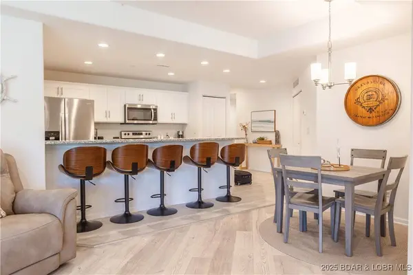 278 Emerald Bay ST #2A, Lake Ozark, MO 65049