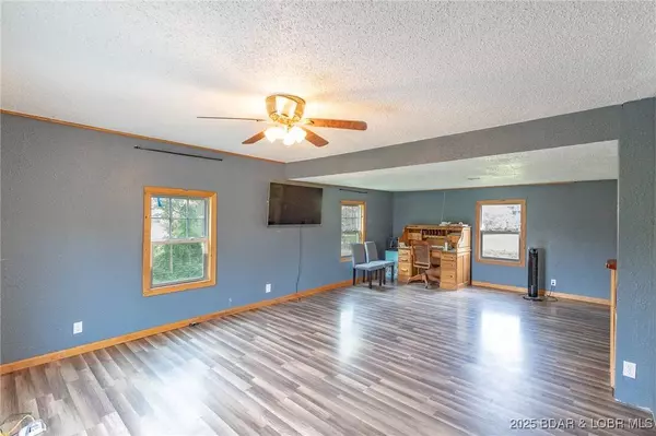 2158 Highway 17, Iberia, MO 65486