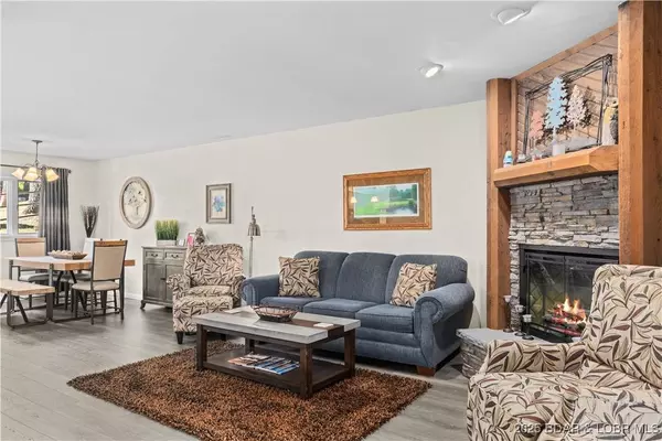 5940 Baydy Peak RD #113, Osage Beach, MO 65065