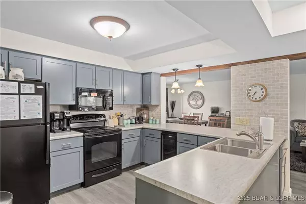 5940 Baydy Peak RD #113, Osage Beach, MO 65065