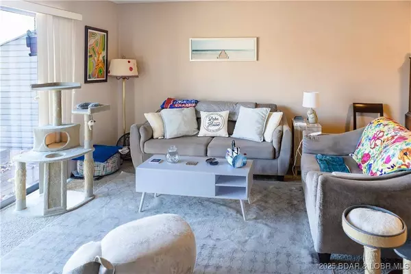 74 Eleven West CT #2C, Sunrise Beach, MO 65079