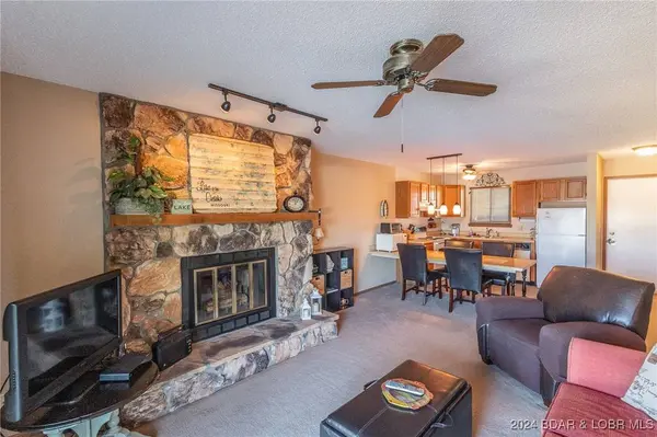 5499 Three Seasons RD #E-5, Osage Beach, MO 65049