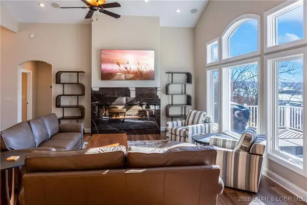 262 Cordoba PT, Sunrise Beach, MO 65079