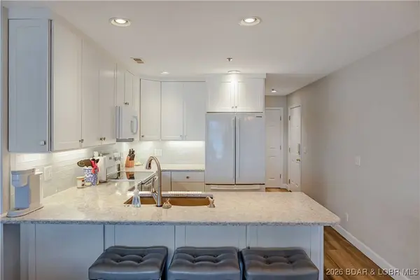 159 Cedar Glen CT #3D, Camdenton, MO 65020