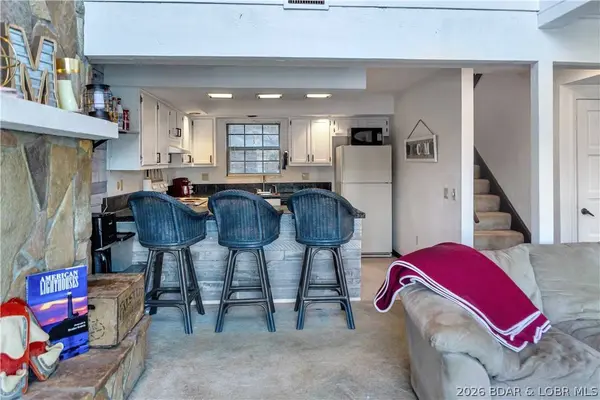 365 Osage Heritage CIR #2B, Linn Creek, MO 65052