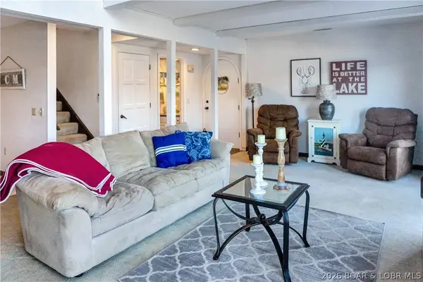 365 Osage Heritage CIR #2B, Linn Creek, MO 65052