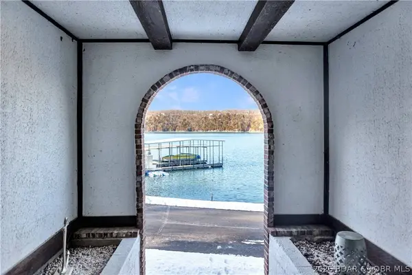 365 Osage Heritage CIR #2B, Linn Creek, MO 65052