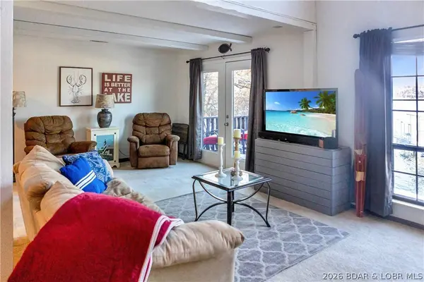 365 Osage Heritage CIR #2B, Linn Creek, MO 65052