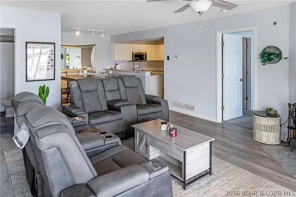 492 Regatta Bay DR #1E, Lake Ozark, MO 65049