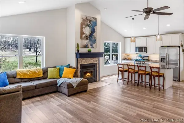 2245 Pier Thirty One RD, Camdenton, MO 65020