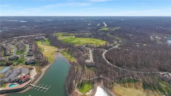 95 Via Lauren DR, Sunrise Beach, MO 65079