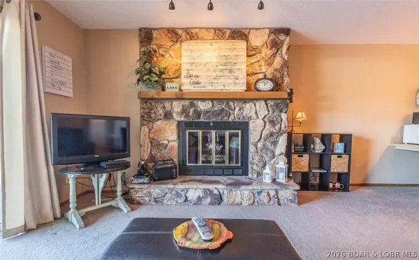 5499 Three Seasons RD #E-5, Osage Beach, MO 65049