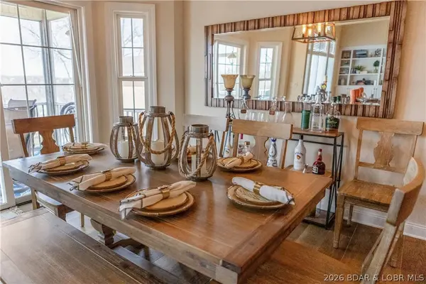 95 Via Lauren DR, Sunrise Beach, MO 65079