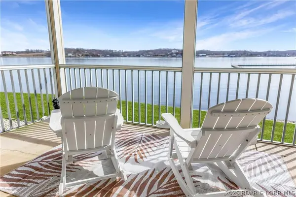 492 Regatta Bay DR #1E, Lake Ozark, MO 65049