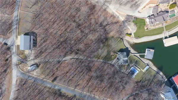 795 Blue Water Bay DR, Sunrise Beach, MO 65079