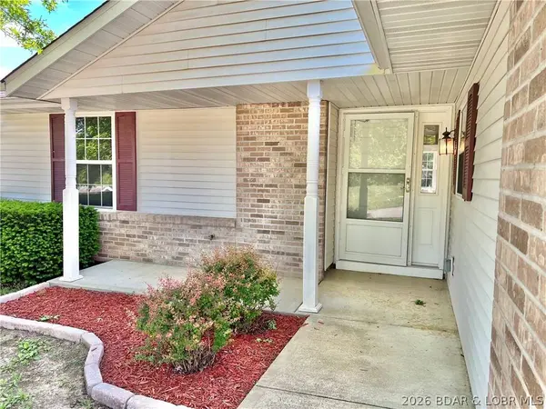 104 Aspen CT, Gravois Mills, MO 65037