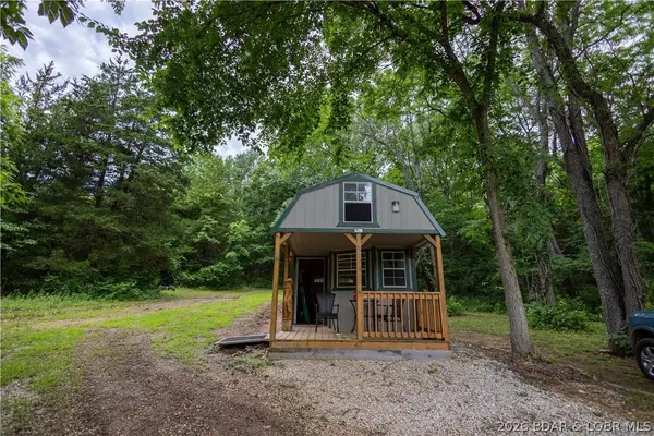55 Mackey RD, Rocky Mount, MO 65072