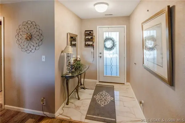 344 Regatta Bay DR #3B, Lake Ozark, MO 65049