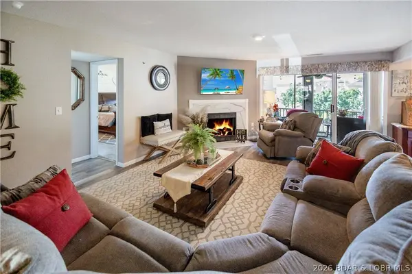 344 Regatta Bay DR #3B, Lake Ozark, MO 65049