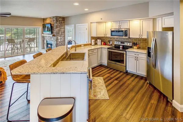 68 Lighthouse RD #121, Lake Ozark, MO 65049