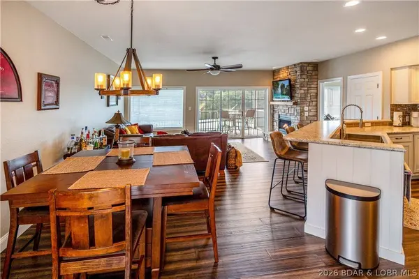 68 Lighthouse RD #121, Lake Ozark, MO 65049