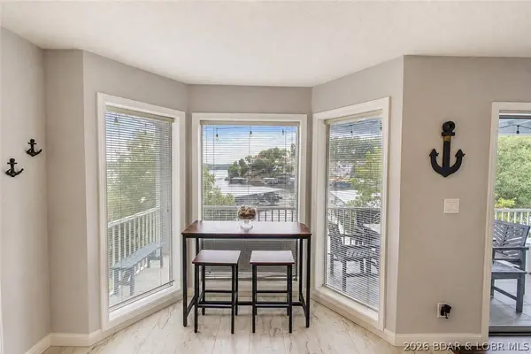 214 Regatta Bay CIR #1A, Lake Ozark, MO 65049
