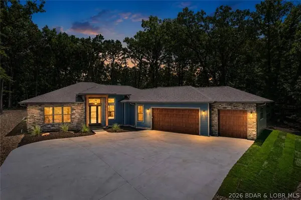 1026 Muirfield DR, Sunrise Beach, MO 65079