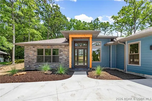 1026 Muirfield DR, Sunrise Beach, MO 65079