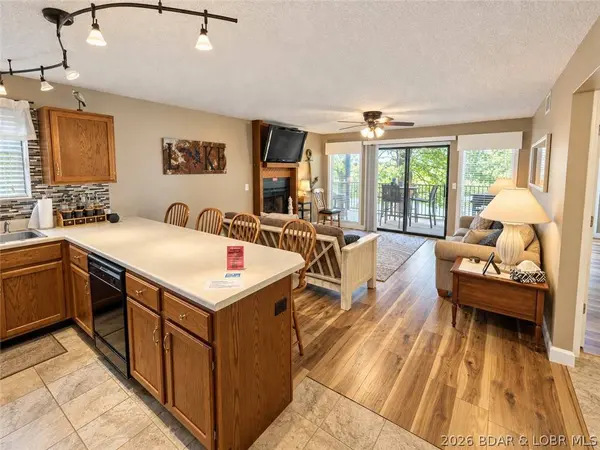 217 Southwood Shores DR #1A, Lake Ozark, MO 65049