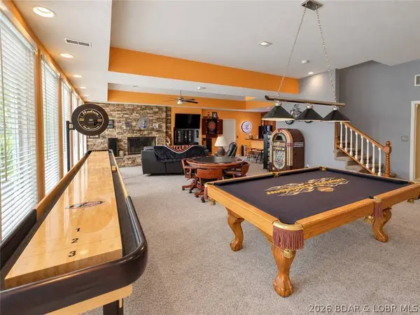 795 Blue Water Bay DR, Sunrise Beach, MO 65079