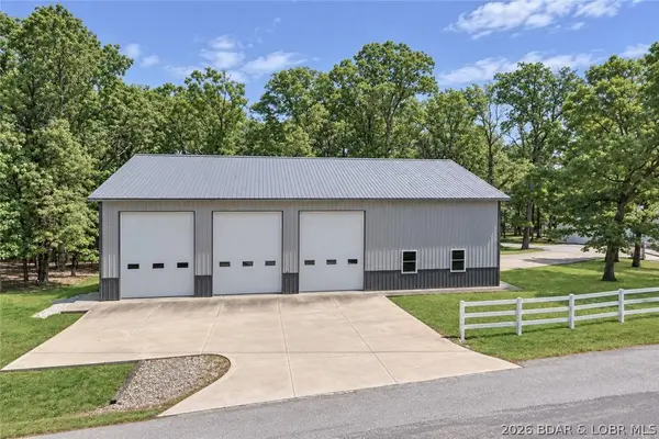 795 Blue Water Bay DR, Sunrise Beach, MO 65079