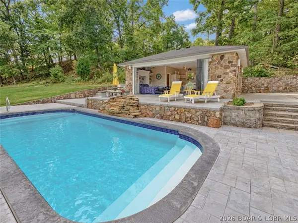 795 Blue Water Bay DR, Sunrise Beach, MO 65079