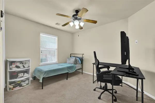 13408 Baron Hill LN, Rosharon, TX 77583