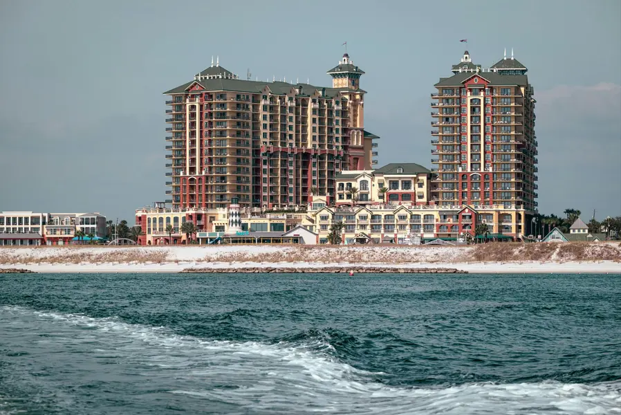 Destin