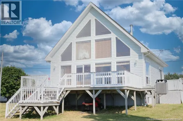 82 De la pointe Road, Haut-sheila, NB E1X3T8