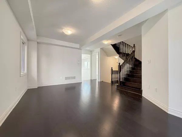 233 Wesmina AVE, Whitchurch-stouffville, ON L4A 0R8