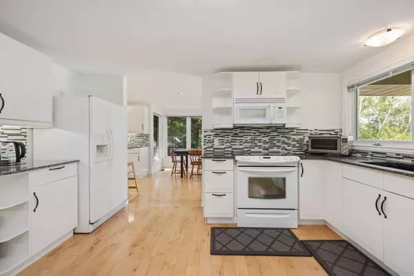 568 MALLARD CIR, Selwyn, ON K0L 1T0