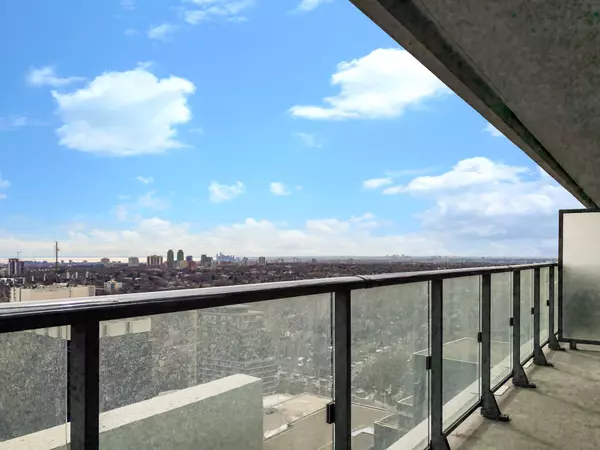 2221 Yonge ST #2506, Toronto C10, ON M4S 2B4