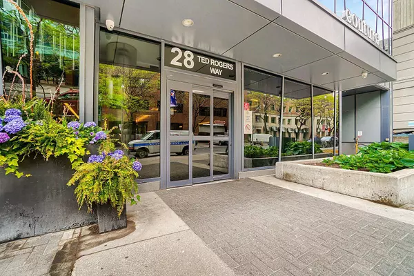 28 Ted Rogers WAY #308, Toronto C08, ON M4Y 2W7