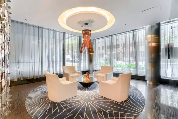 28 Ted Rogers WAY #308, Toronto C08, ON M4Y 2W7