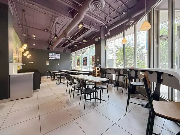 505 University AVE #Ground Floor, Toronto C01, ON M5G 1X3