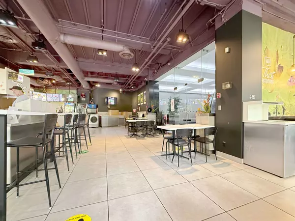 505 University AVE #Ground Floor, Toronto C01, ON M5G 1X3