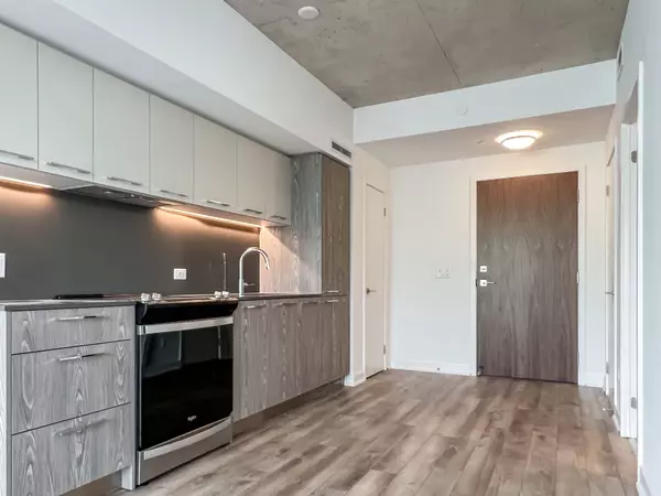 45 Baseball PL #706, Toronto E01, ON M4M 0E7