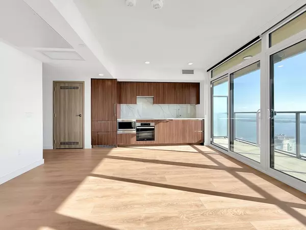 3 Concord Cityplace WAY #5211, Toronto C01, ON M5V 0X4