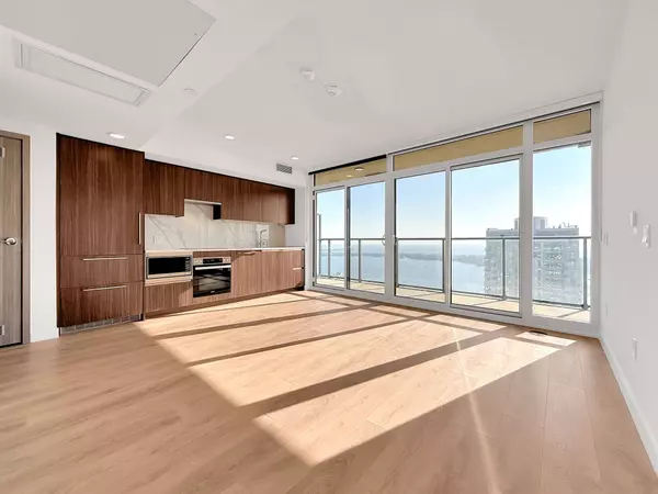 3 Concord Cityplace WAY #5211, Toronto C01, ON M5V 0X4