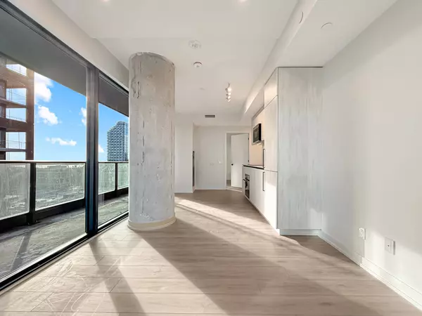 35 Parliament ST #1902, Toronto C08, ON M5A 0Z5