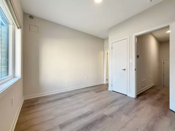 10 Honey Milk LN, Richmond Hill, ON L4B 0J7